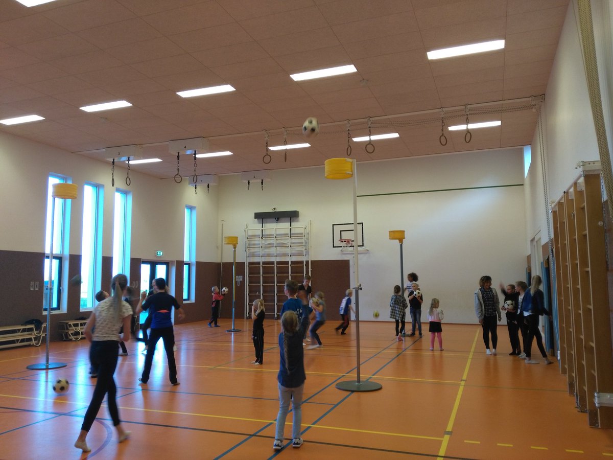 KVMFAkkrum's tweet image. Maar eerst als voorafje de lekkerste patat van @Mid-Fryslan, Kwalitaria Veenema Akkrum, en nog even sporten in Skf hal @U19KWC