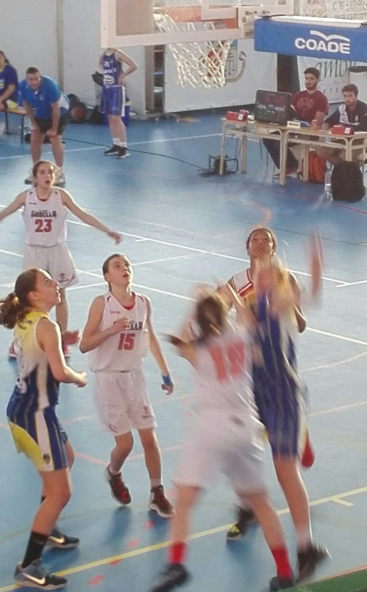 miguelrocafort's tweet photo. #BVChallenge Último Cuarto #JunFemA 34 - 34 CB Piken Claret Rojo. Torneo BASKETBALL VALENCIA CHALLENGE @cblhortagodella @Godella https://t.co/MWmc4Unpt5