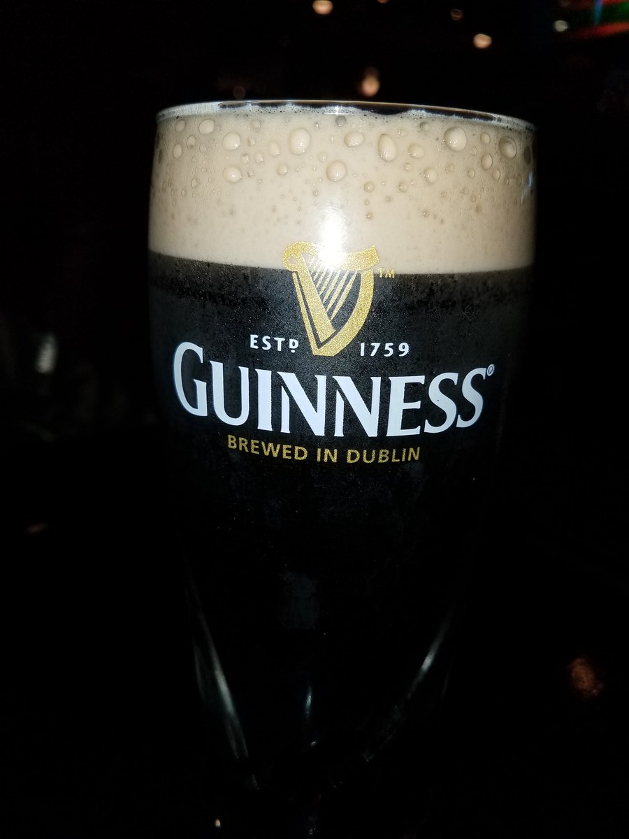 OrlaHot's tweet photo. @GuinnessUS @GuinnessIreland Sir Arthur is spinning in his grave! P.J. Sweeney's Brick N.J. #dissapointed https://t.co/kJOmcXpHzd