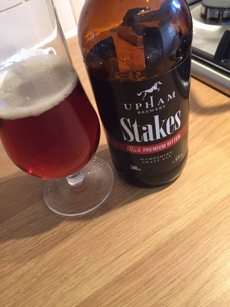 Alepundits's tweet photo. Nice start to a Saturday evening 👍 @UphamBrewery @CAMRAKL @CamRAHantsNorth @real_ale_review @RealAleNet @RealAleBloke @AleFeed https://t.co/zYehS1RXVG