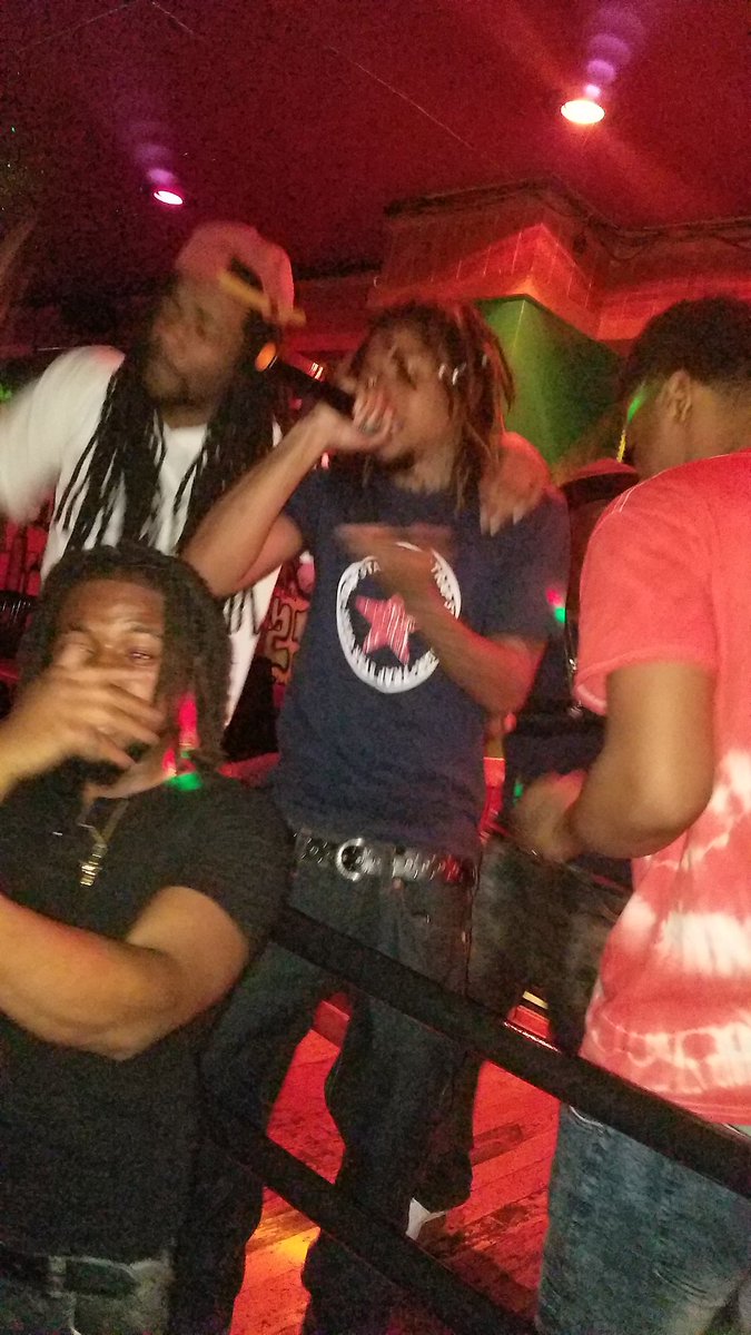 Inta_Tain's tweet photo. #DAOUTWESTSPRINGJAM IN CHICAGO LAST NIGHT LITTY FRFR! GO FL @ILWILL_ if you want to get involved with Greatness at it's peak! #WHADAMMFRIDAY https://t.co/l1hfIXk0O3