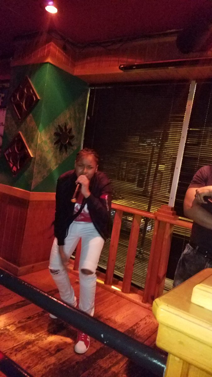 Inta_Tain's tweet photo. #DAOUTWESTSPRINGJAM IN CHICAGO LAST NIGHT LITTY FRFR! GO FL @ILWILL_ if you want to get involved with Greatness at it's peak! #WHADAMMFRIDAY https://t.co/l1hfIXk0O3
