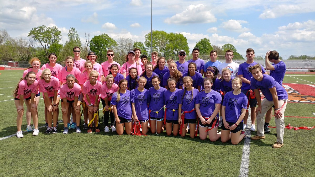 aramsdell's tweet photo. Great day for Powder Puff Football and Food Trucks! Congrats Juniors winning 1sr Place and Seniors 2nd! https://t.co/yHxUH10U2C