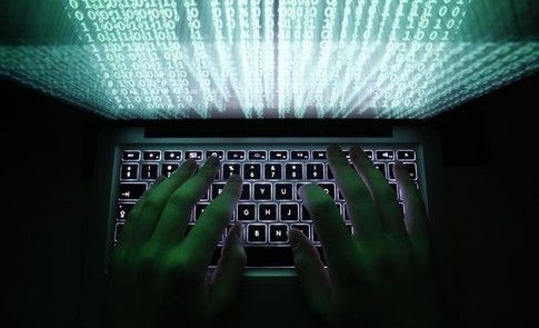wef's tweet photo. The dark web: What it is and what it isn't https://t.co/3pZrCz9aU9 https://t.co/h6YFey1Hgv