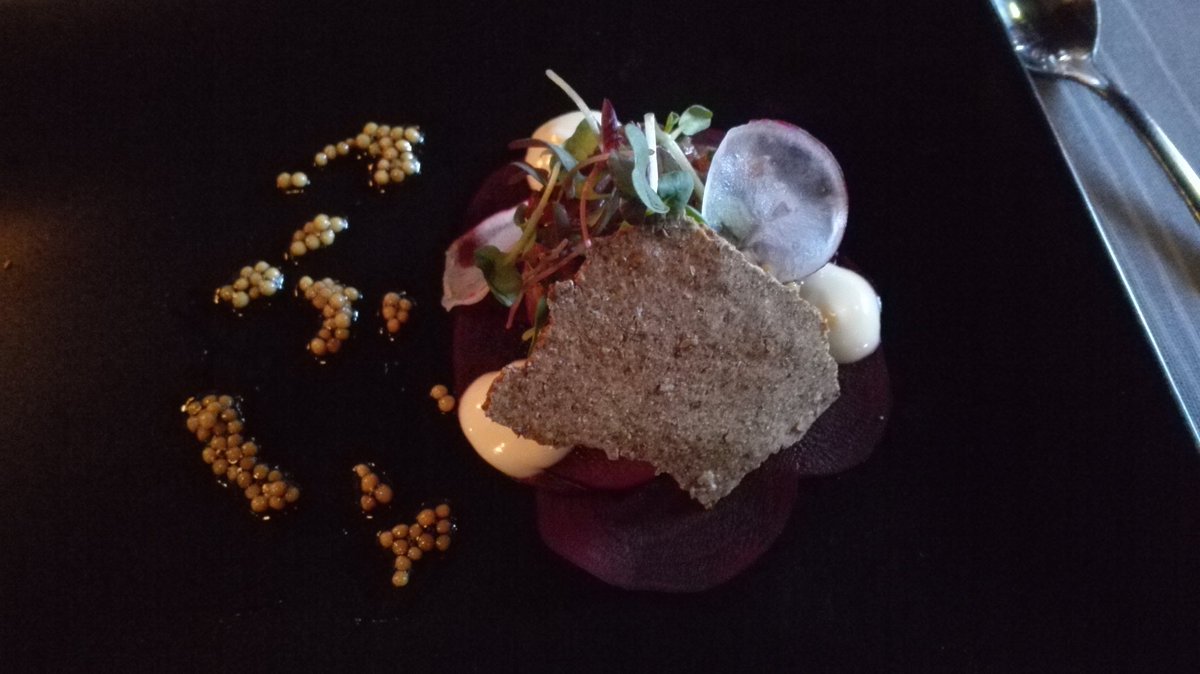 KimKronman's tweet photo. Awesome food once again! #tahko #rehti #finedining #foodporn https://t.co/FuBmDzM260
