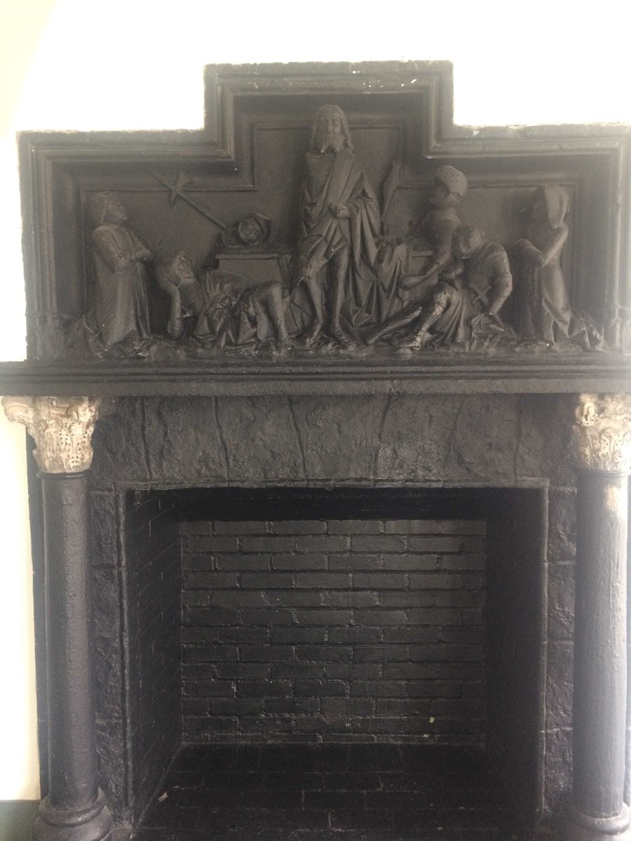 FernCommodari's tweet photo. . #resurrection of #Christ over the fireplace #ArmorHall @WaveHill #Bronx #NY https://t.co/qRvZt31Hgx