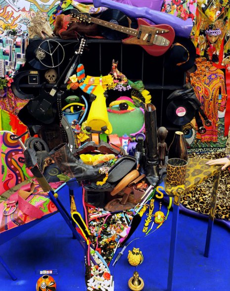 RDRonaldauthor's tweet photo. Portraits of #Bowie, #Dali, #Hendrix and more made from random shit.
https://t.co/Wrdnn4hzYg
#Creativity #Art #MoreCoolShit https://t.co/gI7ec987Lg
