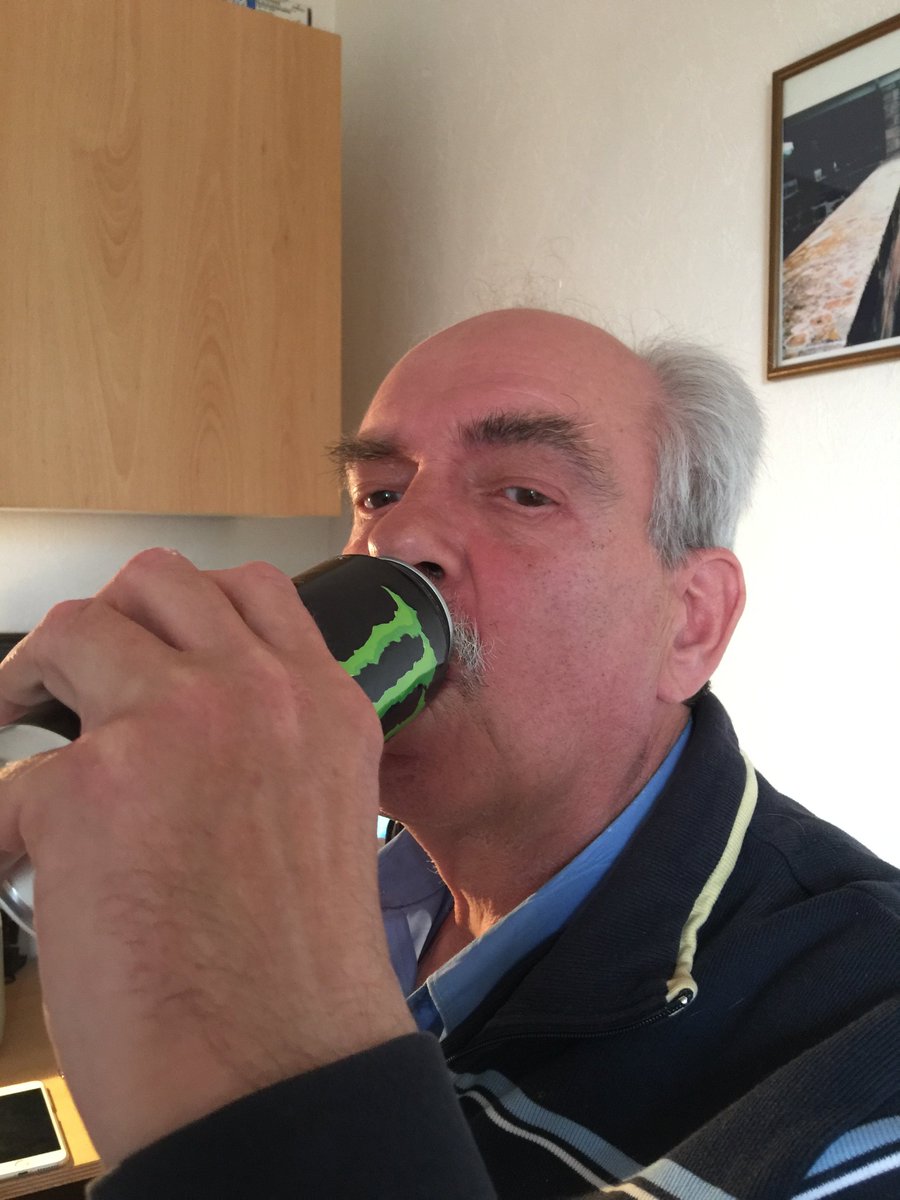 Tiger_10ab's tweet photo. Bin müde.... erstmal Monster Energy reinziehen!
@MontanaBlack Style https://t.co/3lyqKO8PR5