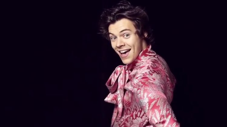 99Lizuny's tweet photo. #SignOfTheTimes
#HarryStyles
#FallonStylesSNL
#ProjectSOTT
Harry Styles. Peter Pan
🌸🌸🌸🌸🌸. ✨✨✨✨ https://t.co/PuG1hI5WY2