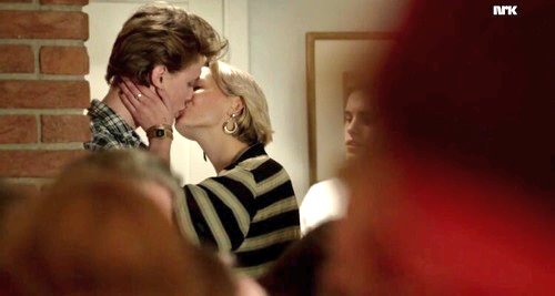 SkamLatinoA's tweet photo. Este paralelo me dio justo en el cora 💔 x1000 https://t.co/buII9qEO3k