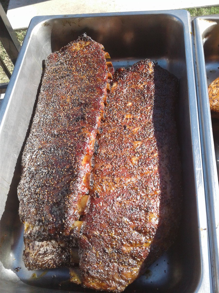 BIG_R78's tweet photo. Beautiful day for cooking some barbecue!!! https://t.co/nSVnhGNNS2