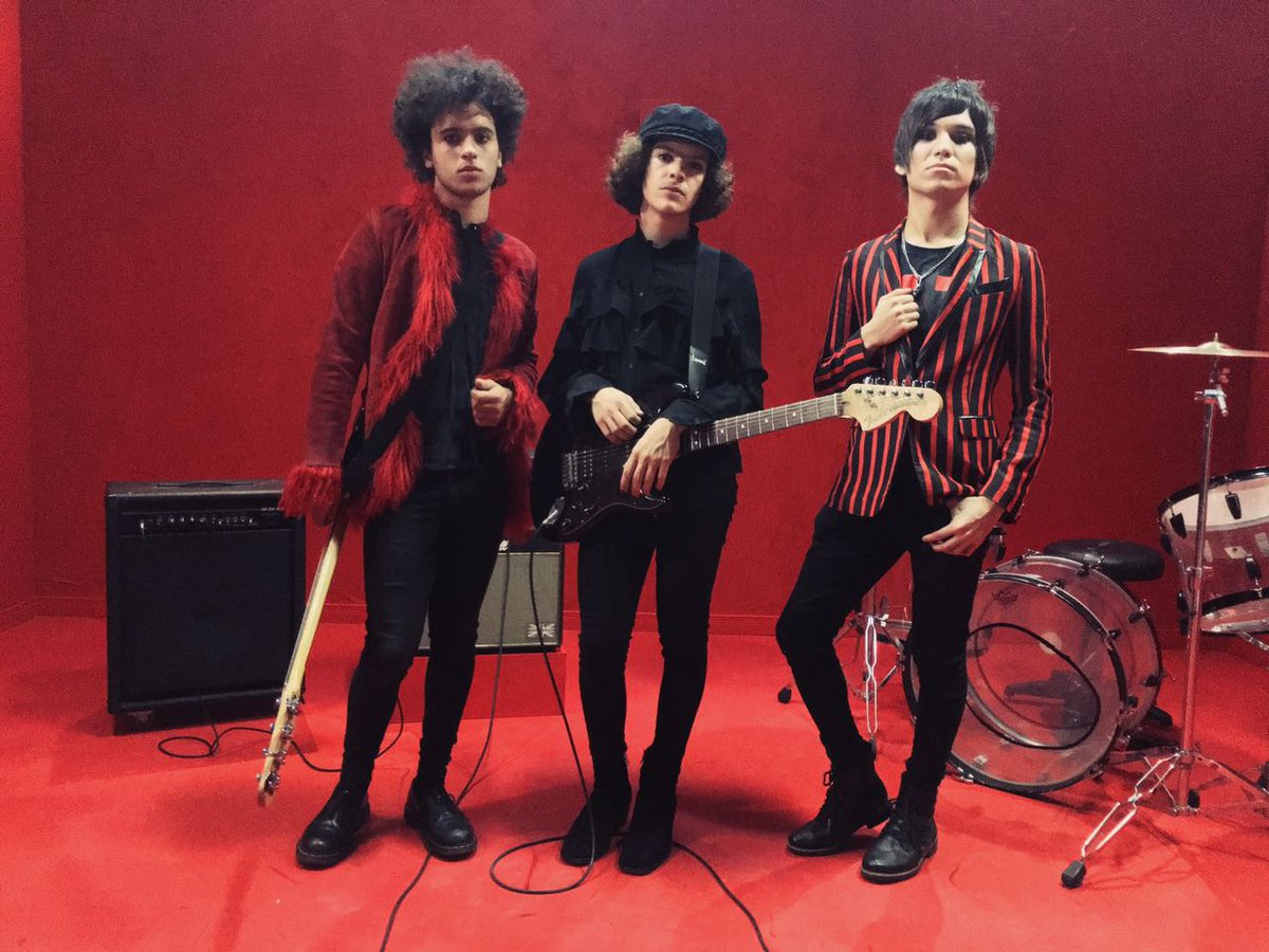 Luchoukke_'s tweet photo. Tengo la mejor banda del mundo y grabamos el segundo videoclip antes de ayer, se vienen cosas nuevas. https://t.co/REb9zQwhCr