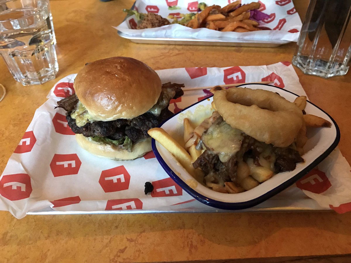 nickcfurlong's tweet photo. Great tasting #burger at @fenwayslough tonight! Thanks guys! #tryIt https://t.co/girOOeZWZK