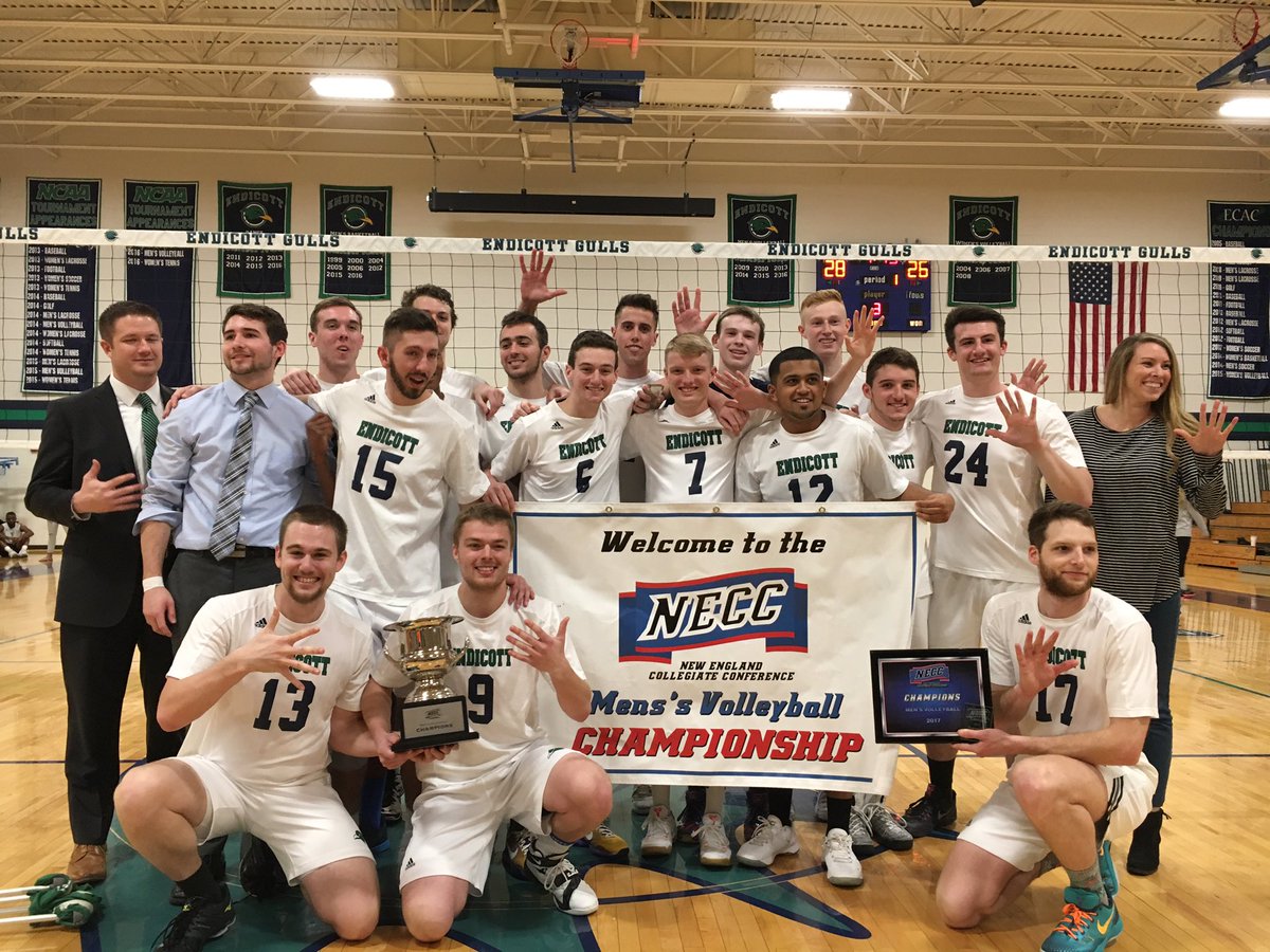 ECGulls's tweet photo. Count em - 🏆🏆🏆🏆🏆 #gogulls #fiveinarow #champs #greatdaytobeagull https://t.co/amSBI9QPOX