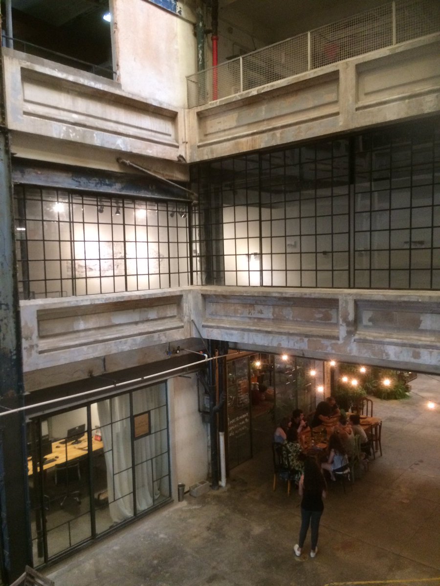 arjenuijterlind's tweet photo. Former #Bhering chocolade factory in Rio turned into a creative hotspot. #creativeindustries #Portzone #arts https://t.co/46GAbeCp6u