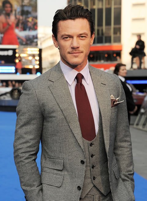 Happy Birthday Luke Evans 