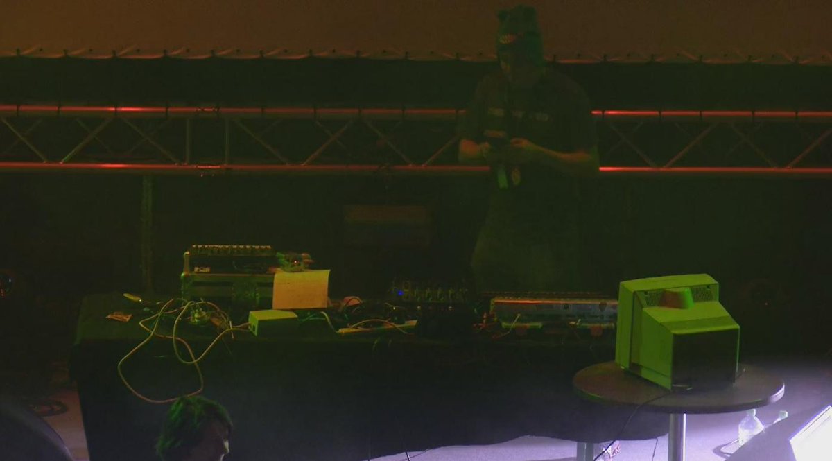 VingTroiSeize's tweet photo. Amigaaaaa #commodore #cbm #chiptune #ctrix #retrogaming #retrocomputing #8bit #80s #90s #REvision2017 #demoscene #demoparty @revision_party https://t.co/vk4ERimPao