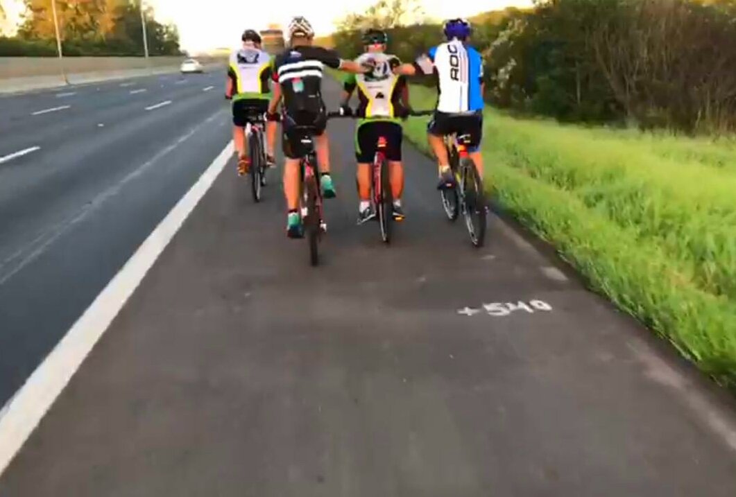 Pisotech's tweet photo. 15 de Abril, dia Internacional do Ciclista. #pedaltech #ciclismo #maisSaúde https://t.co/3USAUPu8DF