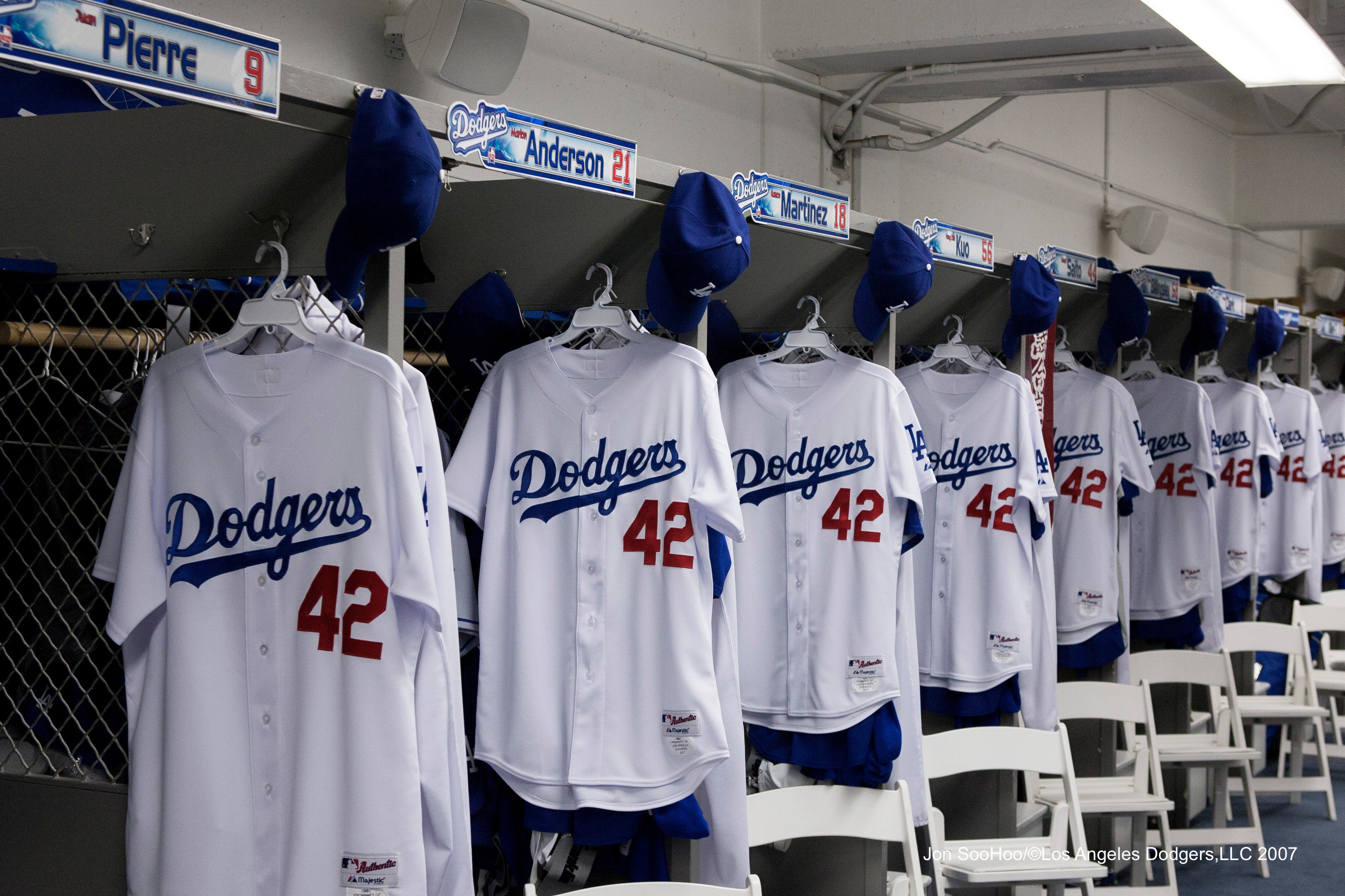 Los Angeles Dodgers on Twitter: Taking it back to Jackie Robinson