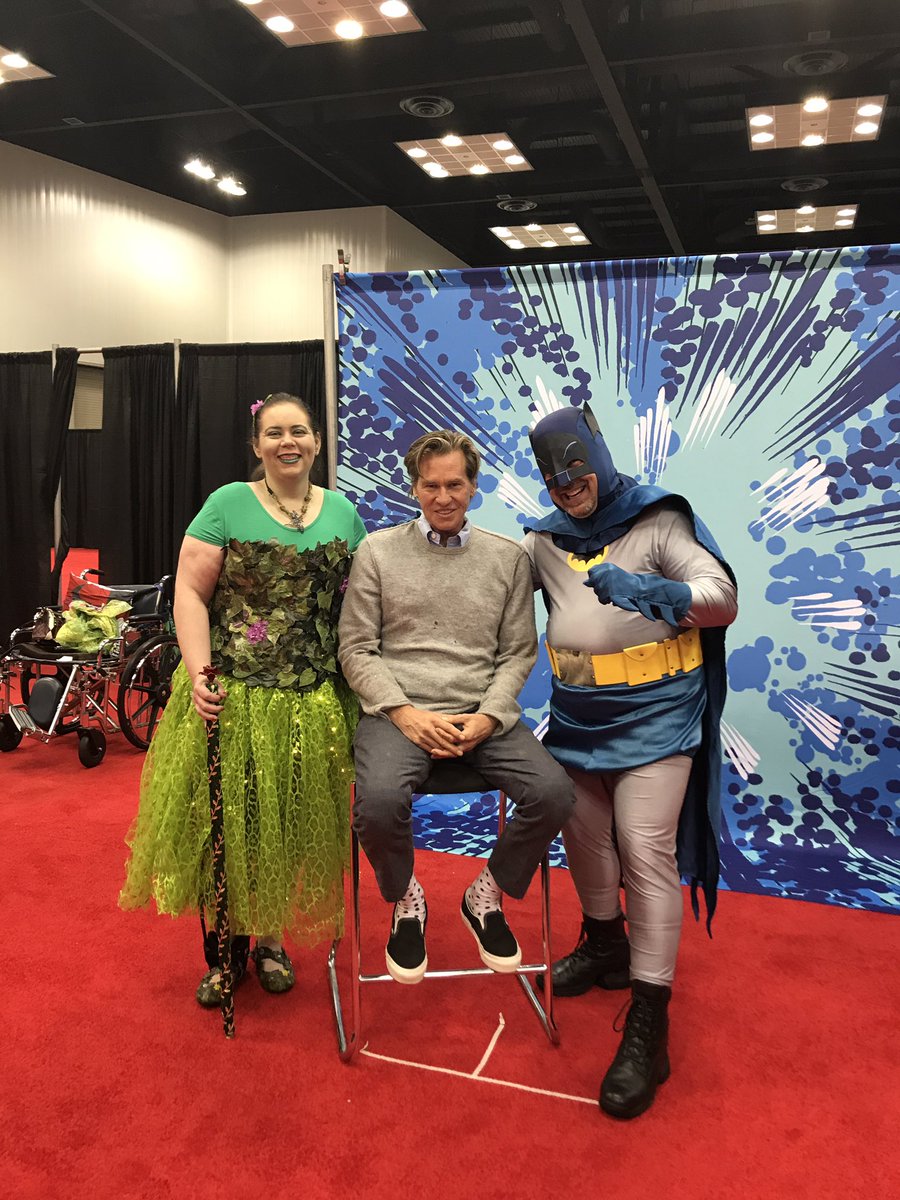 valkilmer's tweet photo. Having a blast at #IndianaComicon or alternate title: How I paid for my Porsche https://t.co/DJxIhKPclC