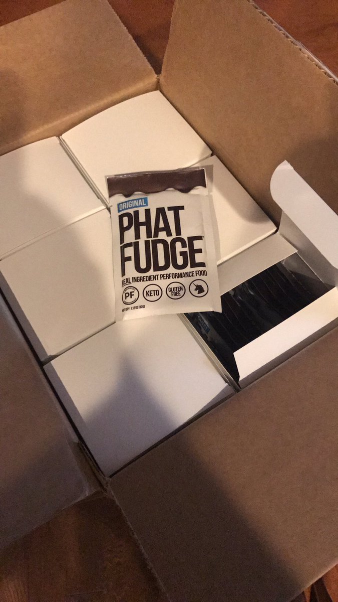 HustleHut's tweet image. Someone and something just made my weekend thanks @paleochef @phatfudge can't live without it #specialdelivery #fuelwithfat