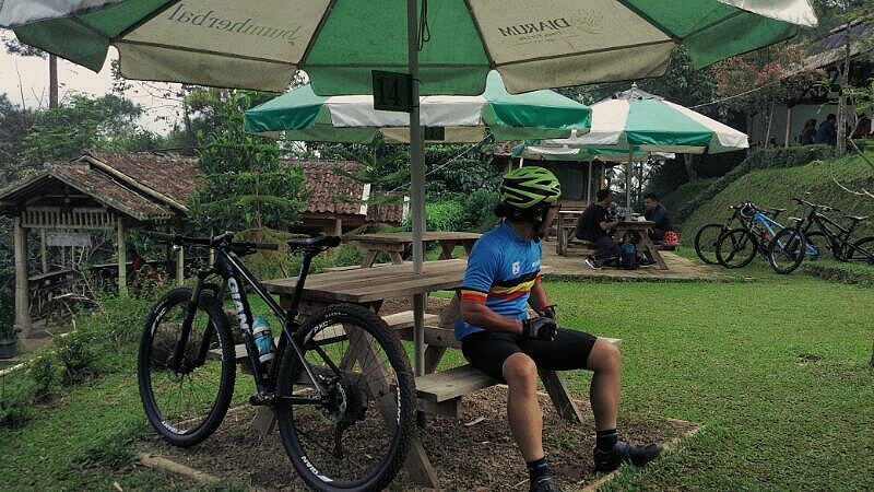 aryobangun's tweet photo. Ripooh dot co dot kr
.
.
#cycling #cyclist #mtb #koskas #instacycling #giantxtc #ridegiant #ridelife #vsco #vscocam https://t.co/oe7z0NcoPj https://t.co/TM5T16jgQ1