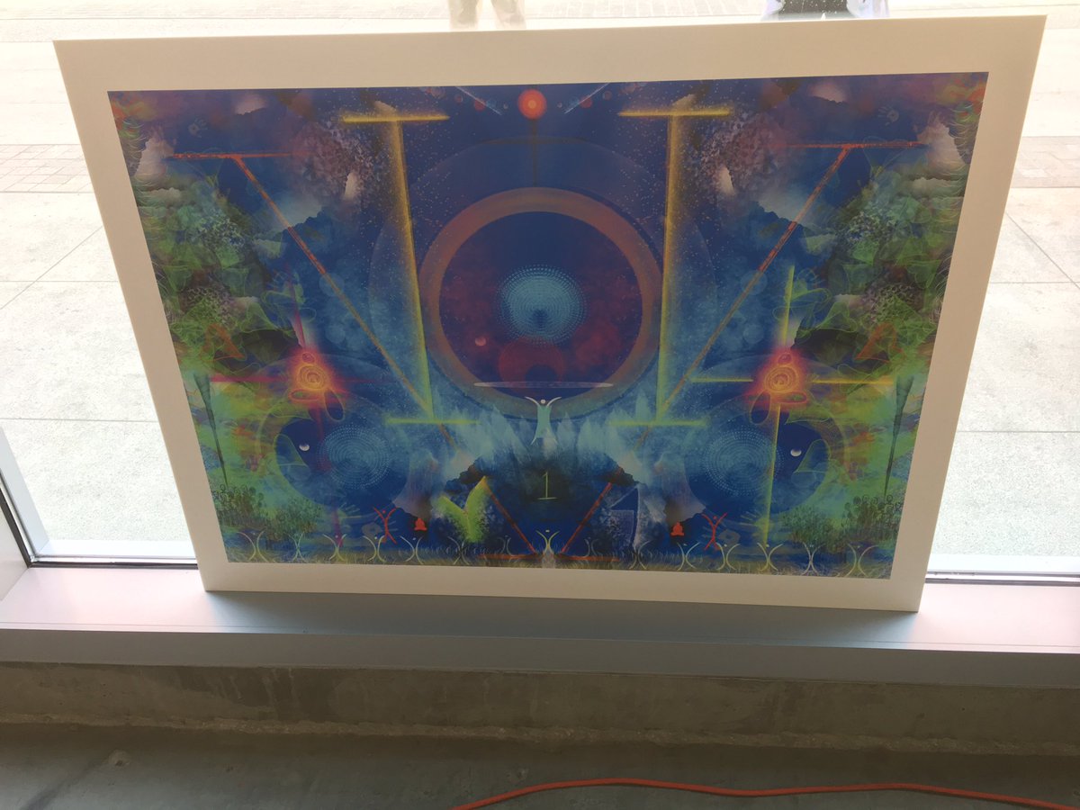 SteveHinkey's tweet photo. Yay! World Art Day peops passing through are cool! Buying too!
900 N Broadway DTLA.
#iaausa #worldartday #aiap #iaaworld #CartwheelArt https://t.co/BsXvVUOM65