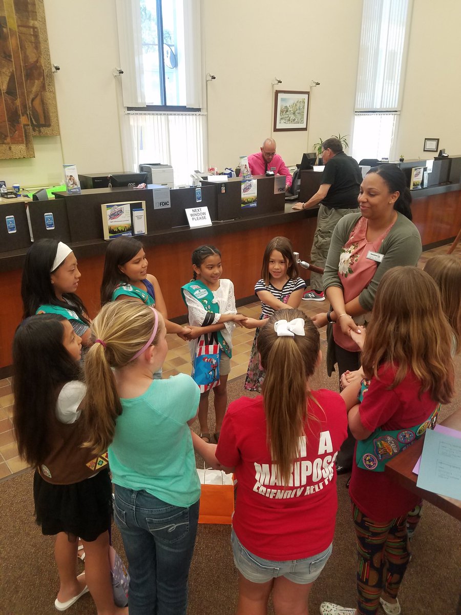 CookiePro909's tweet photo. Special thanks to #ProvidentBank for hosting our troop today! #businessowner badge, #financialliteracy https://t.co/wCrDOk6qM0
