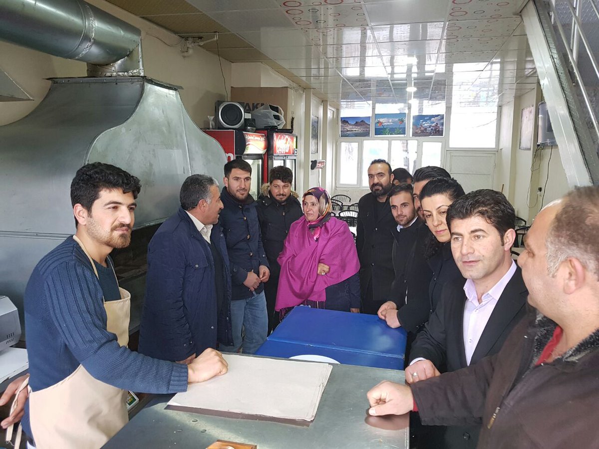 sedat_ac's tweet photo. #VefaDereReisLiderOlsunEVET https://t.co/O2nAE72c2d