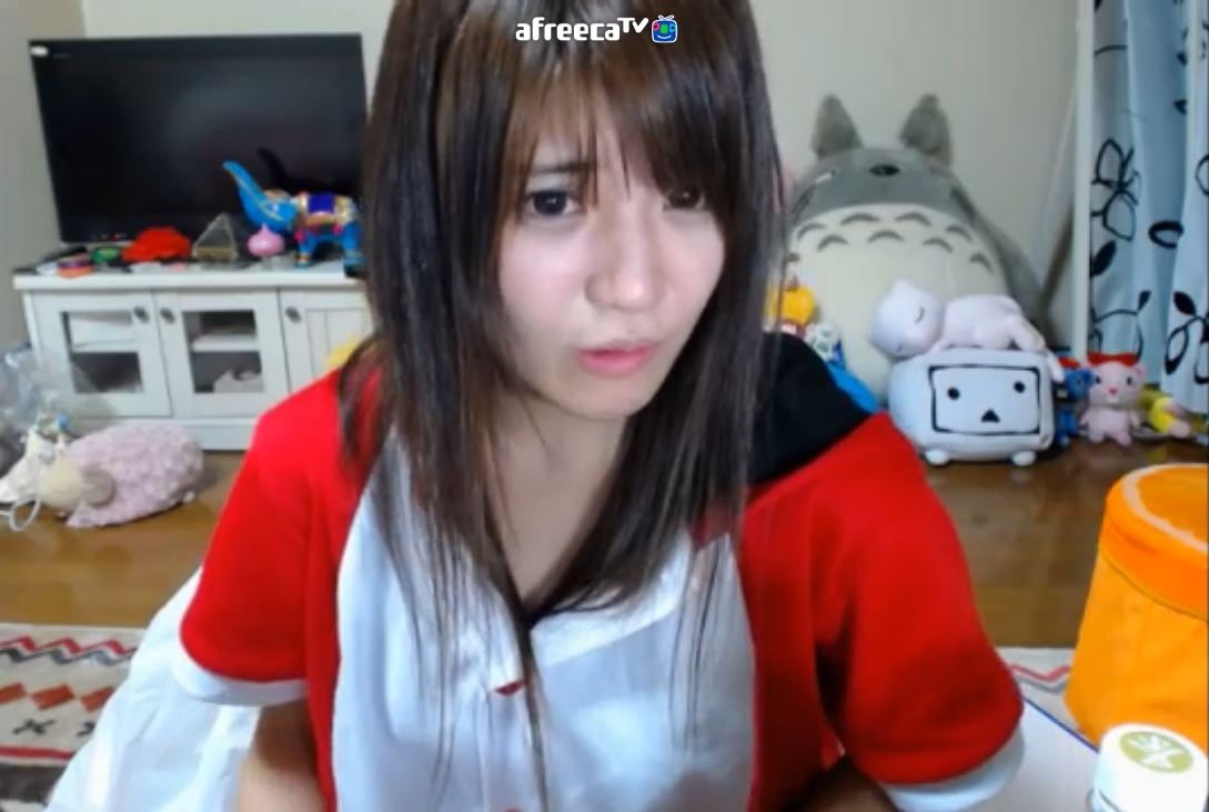 竹丸 Sur Twitter 堀田みなみ みなちゃん さん みなちゃんねる アフリカver T Co Lvznx1qriv ニコ生終了後アフリカ久しぶり配信 Wii Uカラオケが出来ないよ ポテチうすしおむしゃむしゃ 質問付き合っても良い人で照れてたね 堀田みなみ T