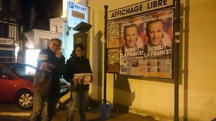 DLF_Calvados's tweet photo. Plus que jamais mobilisés les militants de la fédé DLF14 étaient de sortie hier soir pour un collage massif aux alentours de Caen
#NDA2017 https://t.co/OAatNUFa8V