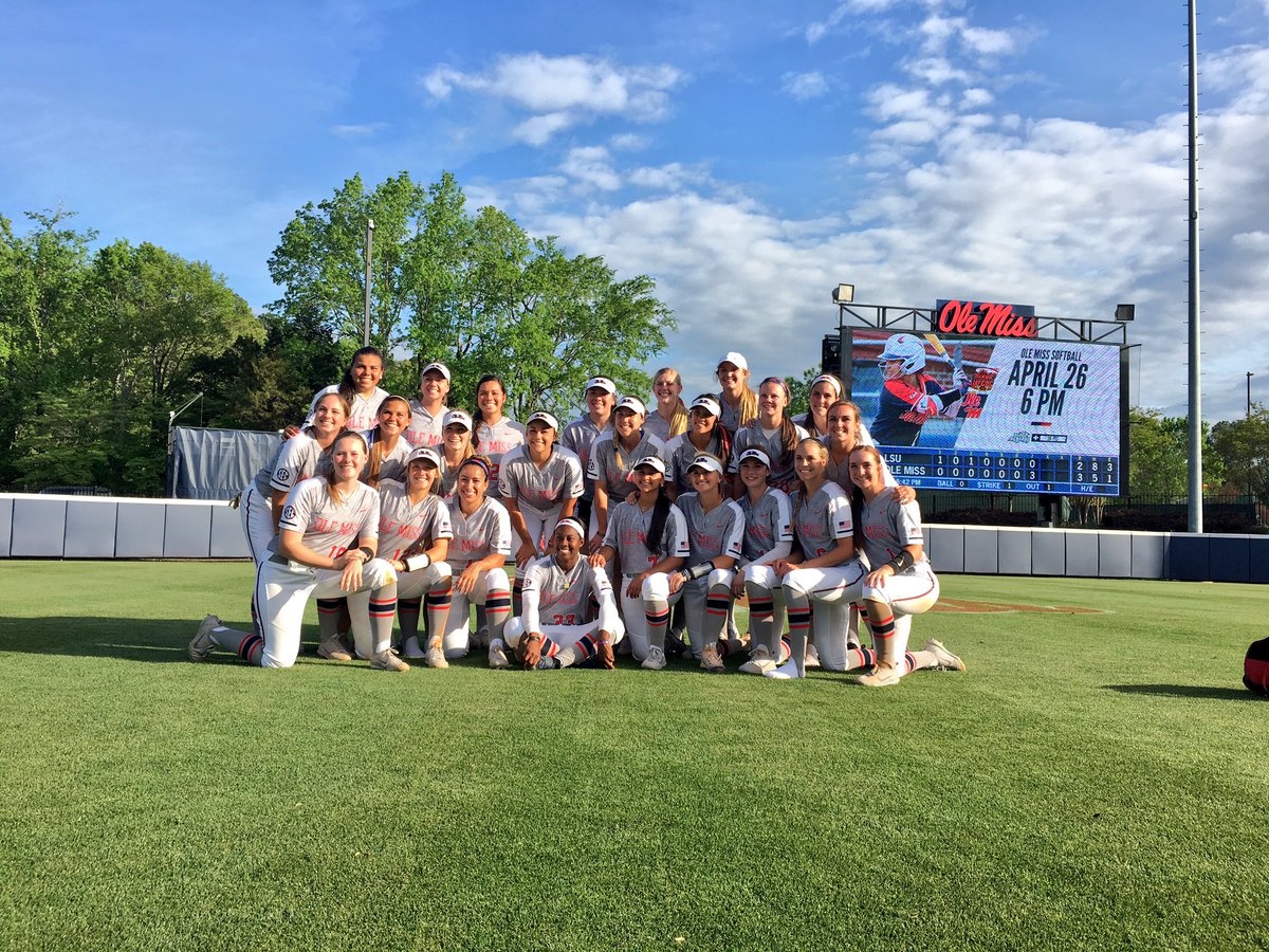 OleMissSoftball's tweet photo. First team to EVER sweep LSU!

#HottyToddy https://t.co/iYTLyEauoD