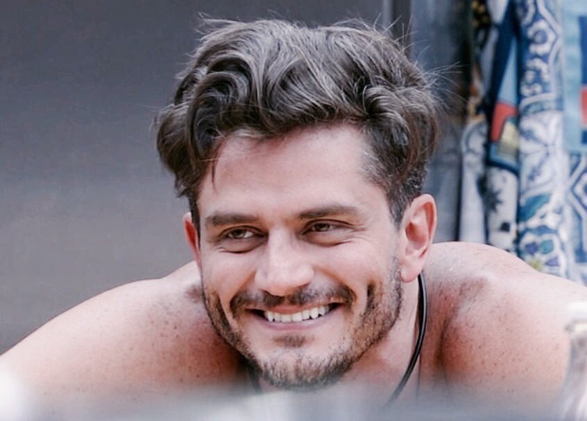 merda 🚑 tweet media