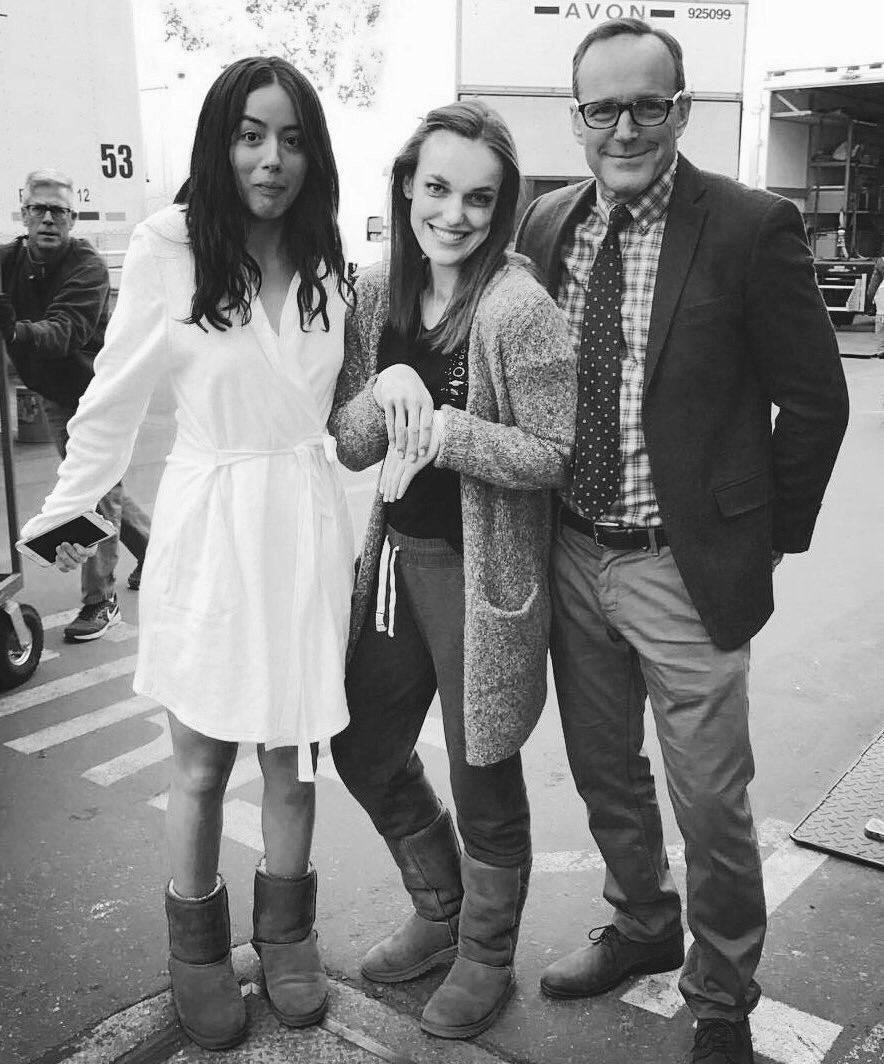 best of aos cast tweet media