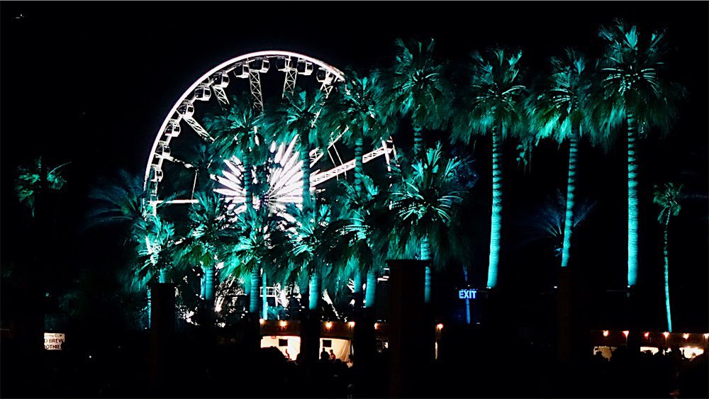 thekevinryder's tweet photo. #Coachella  @kevinandbean @kroq #Coachella https://t.co/Bn3zig8Ejj