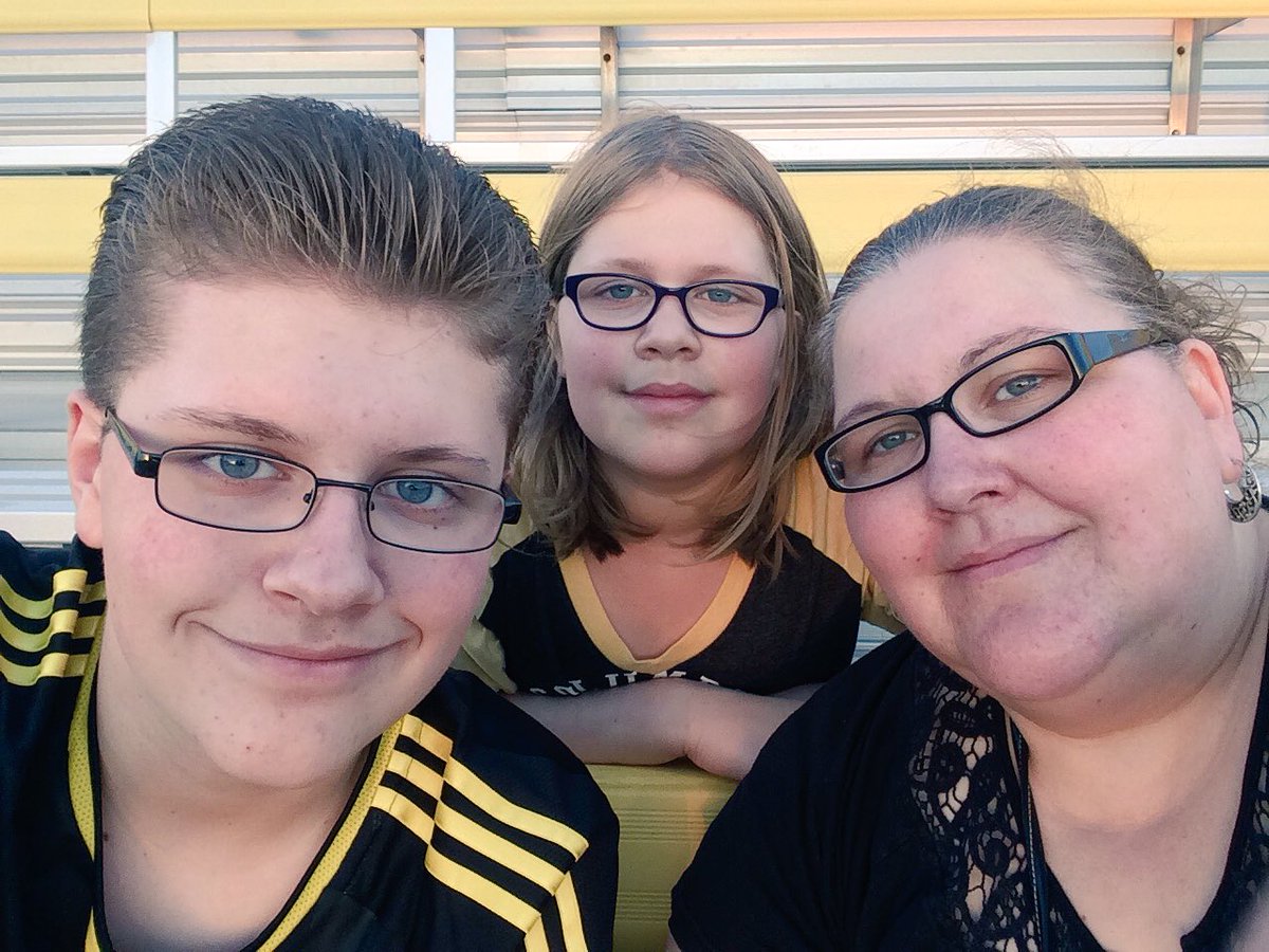 Rebecca Everman tweet media