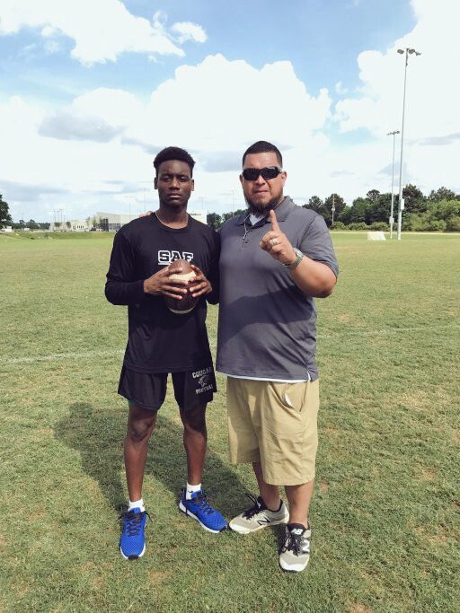 Boutdattime123k's tweet photo. S/o to coach for putting this all together for me @7yards7 #wefromsa ๐๐ฏ https://t.co/axEvynEzRX