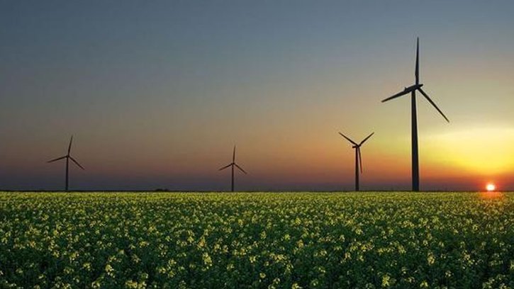 New #wind &amp; #solar projects in U.S. to add 220,000 jobs in 2017! 🌬️🍃☀️bit.ly/2octx9V #solarpower #windpower #renewable #cleanenergy
