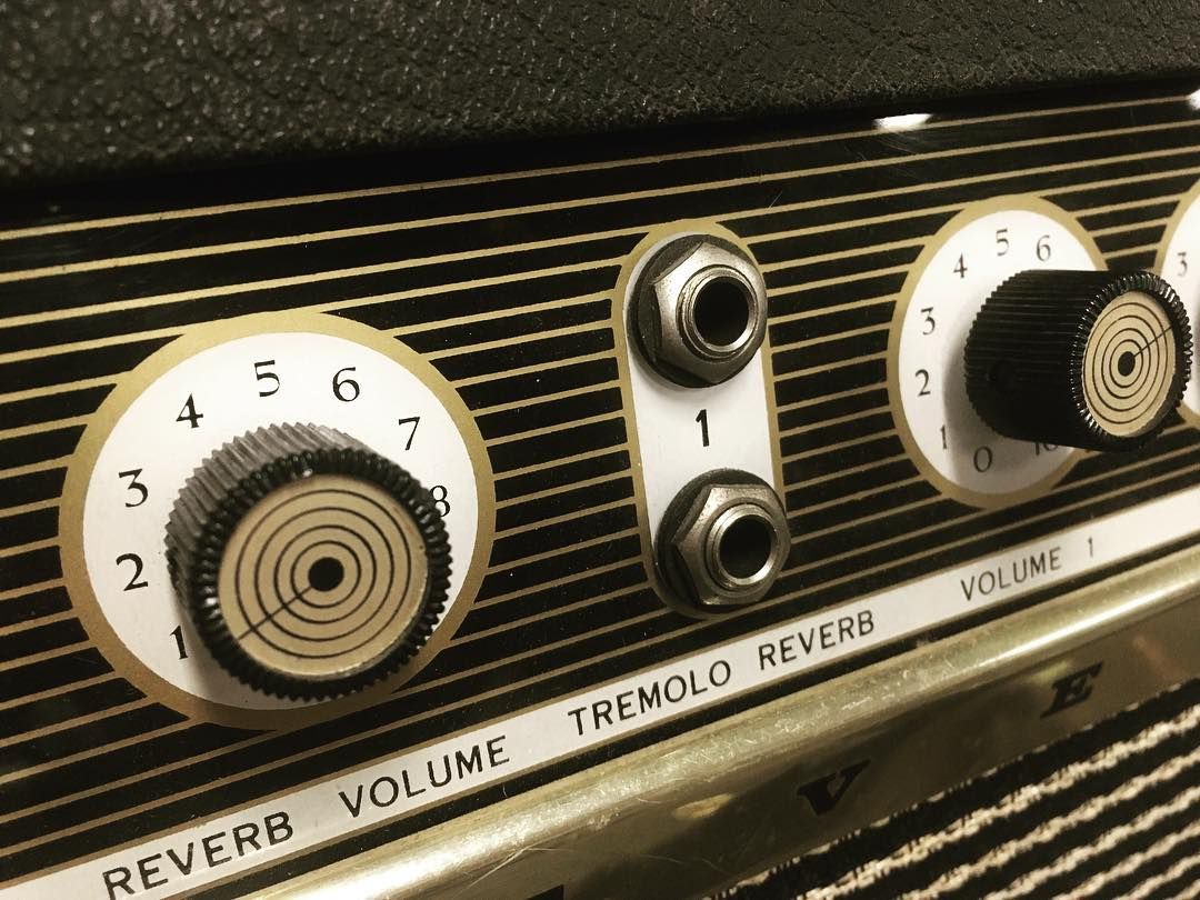 foundsound_'s tweet photo. Hope your weekend is as beautiful as this '66 #Goldentone #Reverbmaster 60 🇦🇺 See you next week 🌈 … https://t.co/FPM5ZO7wRW