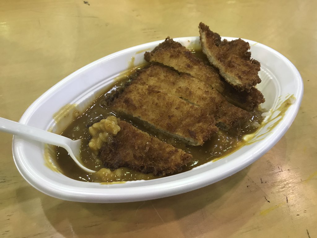 wsed_u's tweet image. カレー食べ中