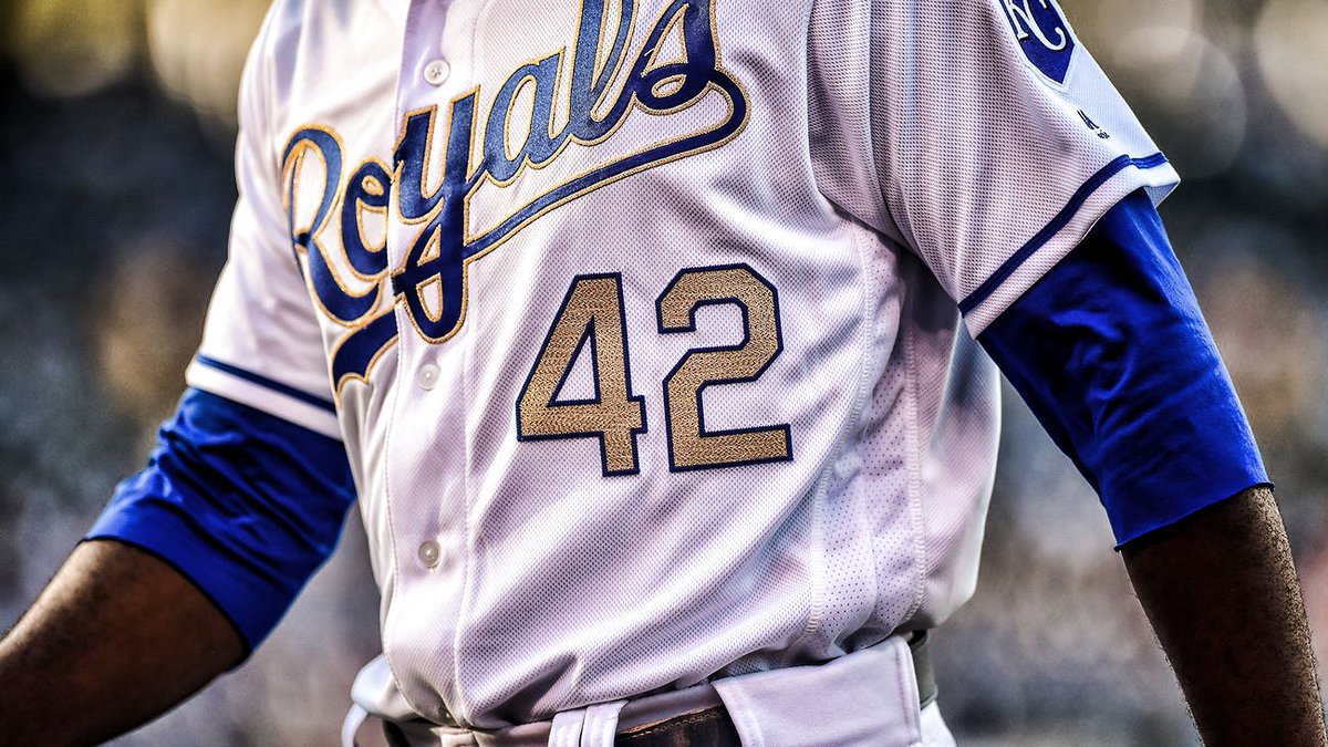 Royals's tweet photo. Honoring a legacy. #Jackie42 https://t.co/AvR6is5ATQ