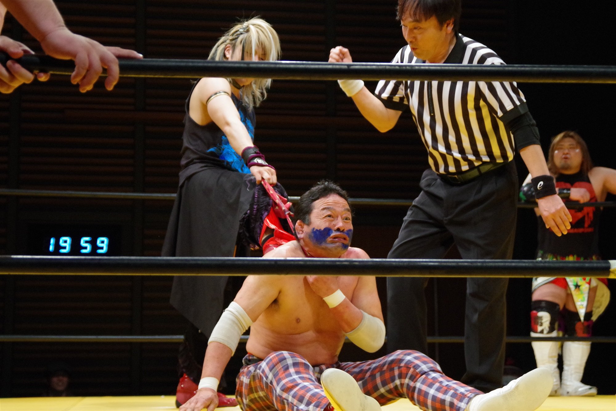 ナム 本家ゼロ戦キックで反撃 デワプロ ナム 本家ゼロ戦キックで反撃 デワプロ
