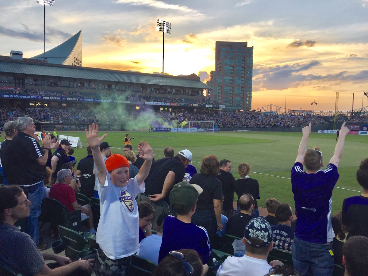 KYFamilyFun's tweet photo. Enjoying a gorgeous night in #Louisville for @loucityfc #loufamfun @LouFamFun https://t.co/ipY7xE8AwW