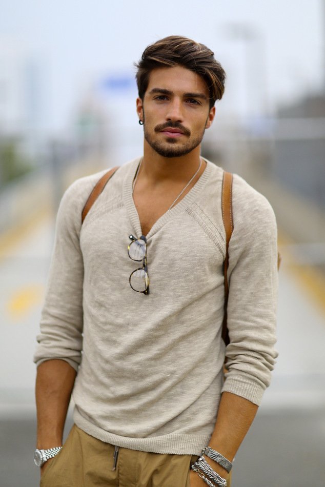 darkpromodise's tweet image. s ᴇ  ʙ ᴜ s ᴄ ᴀ

— Duncan Caulfield
— Trama conjunta
— Comodín
— Info. con @/irrlvntsxul
— FC: Mariano Di Vaio

「tl.gd/n_1sppsnh」┋RT?