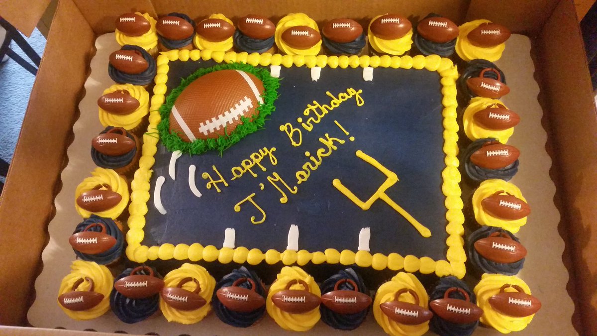 MsESouthward's tweet photo. Happy birthday Marick! #AwesomeCake #ItWasGoodToo ๐๐๐๐๐๐๐โค https://t.co/cFpwDqVGsv