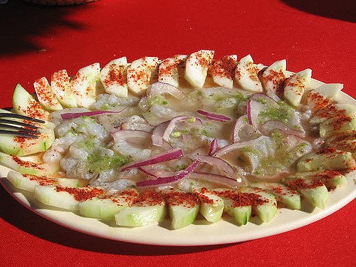DANIELA_ANTOJOS's tweet photo. Camarones crudos abiertos en Mariposa
Sal
Pimienta
Limón
Cebolla morada fileteada
Salsa verde
Rodajas de Pepino
así se prepara el Aguachile https://t.co/qH2tGYdA4B