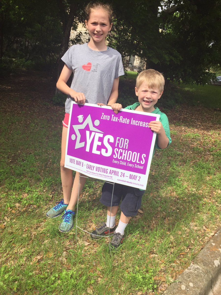 anne_halsey's tweet image. #yesSMTXschools #signcrew