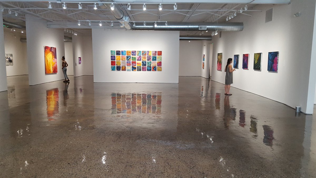 SavonnaNicole's tweet image. Hanging @HathawayGallery today for #MINTatl M4 juried show artwork drop off. The work is so good! #mintern #pumped #SecondSevernCrossing