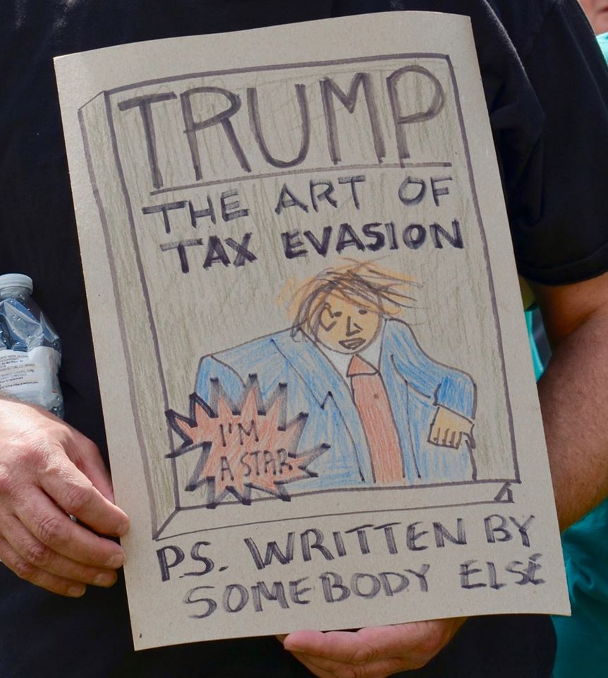 TaxMarchNash's tweet photo. Pics of today's rally @taxmarch https://t.co/2iWKdjwP4o