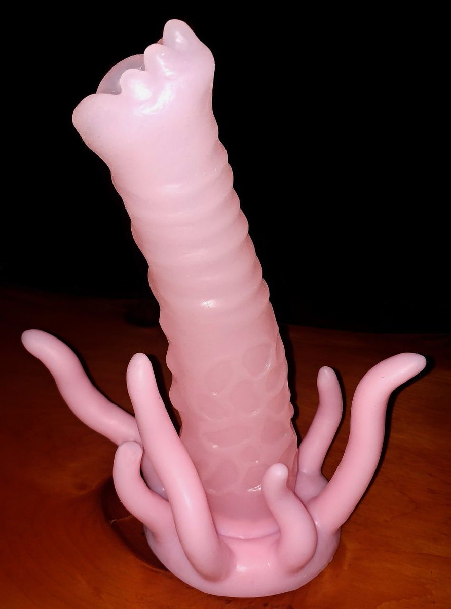 Largest Dildo In Pussy